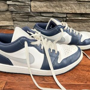 Air Jordan White and Navy Sneakers shoes 9.5